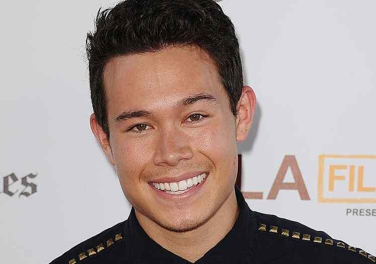 Dustin McCurdy Biography And Net Worth